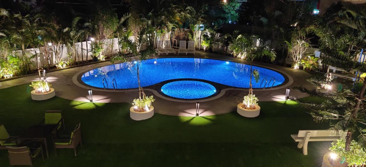 Meritas Adore Resort โลนาวาลา ภายนอก รูปภาพ